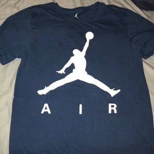 Men’s Medium Jordan Tee